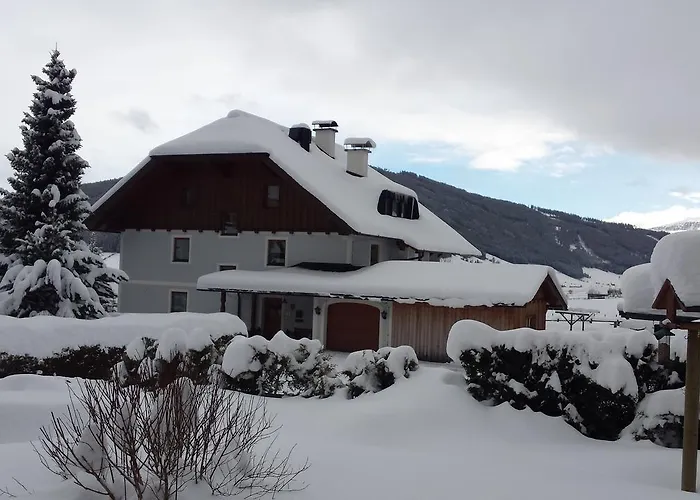 Haus-holzer 公寓